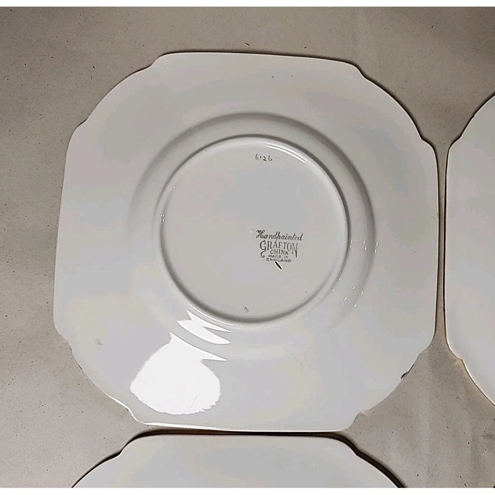 Vintage‎ 4-Pc Royal Grafton Fine Bone China Dessert Plates MCM Exquisite Rare